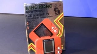 LCD Game Handheld From GAMA TRONIC KING KONG NEW YORK