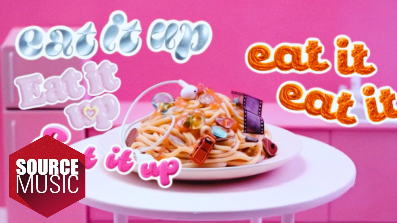 LE SSERAFIM (르세라핌) 'SPAGHETTI (feat. j-hope of BTS) (English ver.)' Lyric Video