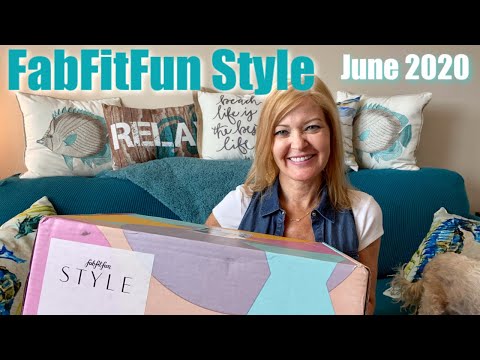 FabFitFun Style | June 2020 | Shorts, skirt, dress,...