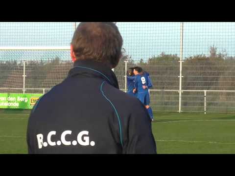 Dennis Weijers schiet SSV'65 naar 1-3 tegen De Meeuwen