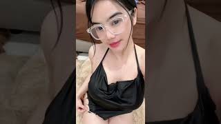 beauty girl only bra