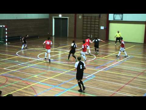 Zaalvoetbal Robur 2 -  Robur 11_11032015