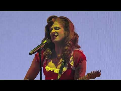 Marilina Bertoldi - Rock en Baradero 04-04-26