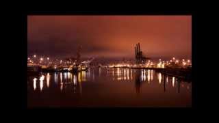 Hush feat. Andrea Britton (Kartelle) - Sisters Of The Sun