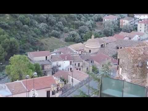 Rocca Imperiale. 220 gradi di Arte, di mare, calanche e Storia.