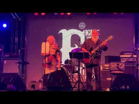 Wendi & Glenn Kaiser of Resurrection Band perform Waves on 9/3/23