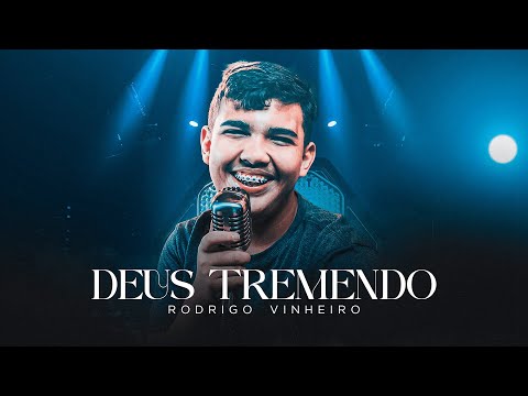 Rodrigo Vinheiro and Araújo Praise