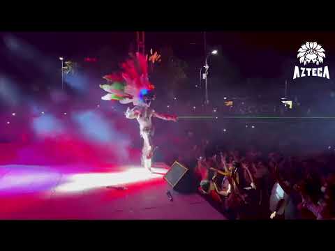 El original show del Azteca en el festival de La Nao en Acapulco