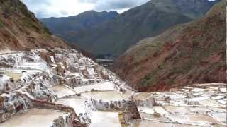 preview picture of video 'SALINAS, de MARAS, PERU. VALLE SAGRADO DE LOS INCAS'