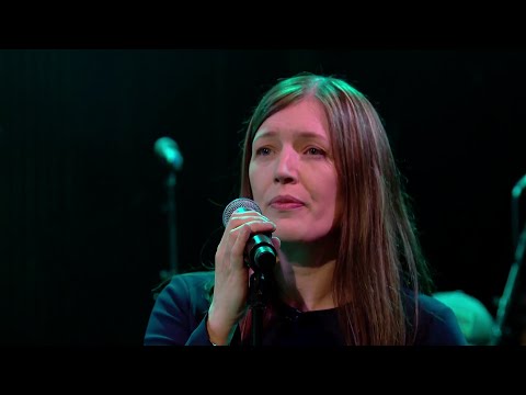 Paul Heaton & Jacqui Abbott - Rotterdam (Or Anywhere) | The Late Late Show | RTÉ One