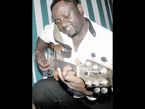 Nitwakissanaga by Kamande Wakioi