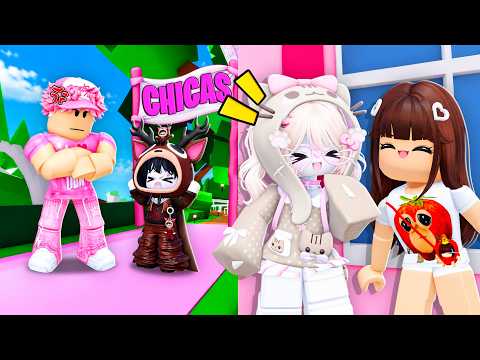 Construimos un VECINDARIO SOLO de CHICAS en BROOKHAVEN Roblox 😱‼️
