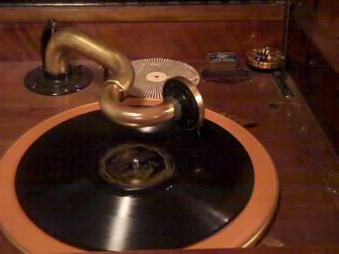 JOHNNY JOHNSON'S STATLER PENNSYLVANIANS FRANKLYN BAUR - SUNBEAMS - ROARING 20'S.MP4