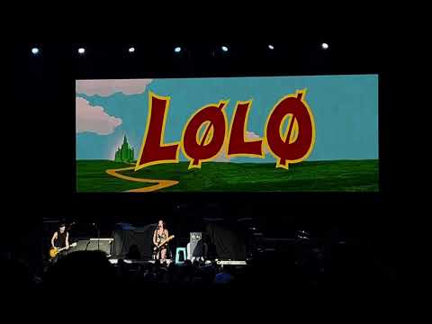 LØLØ - Hot Girls In Hell (LIVE at Arizona Financial Theatre) 8-14-25