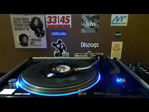 Kendra Cash - Smile 7" (Album Version) R&B / Funk / Soul / Limited Edition