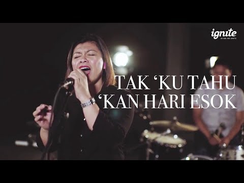 download lagu mp3 mp4 Tak Kutahu Kan Hari Esok, download lagu Tak Kutahu Kan Hari Esok gratis, unduh video klip Tak Kutahu Kan Hari Esok