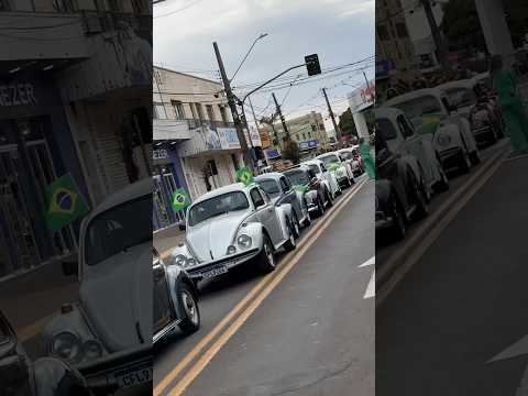 Desfile 7 de setembro em Apucarana-PR fui com meu fusca foguete 🚀🇧🇷😍 #julianorbiato #shorts