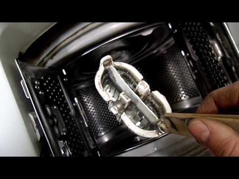 Jak wyczyścić filtr pompy w pralce Electrolux EWT 1066