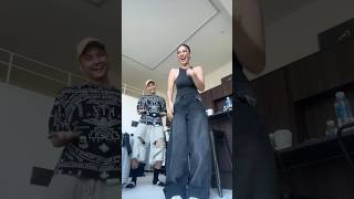 Download lagu 🥹🥲😂 PIB #AGNEZMO #PIB #PartyInBali mp3