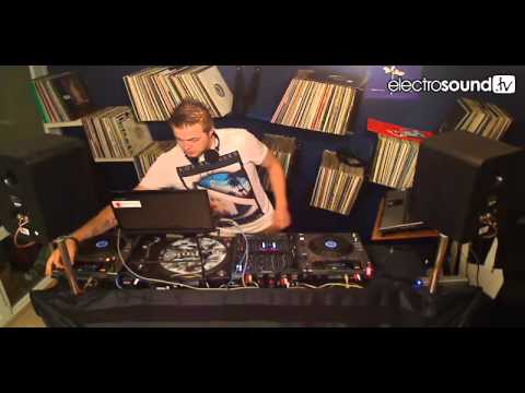 A Weekender Special - Dr.Zoldberg and Friends - Almaroin the mix