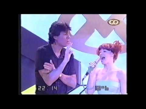 Tinelli. La pipi se despide de Argentina cantando. El show de Videomatch.