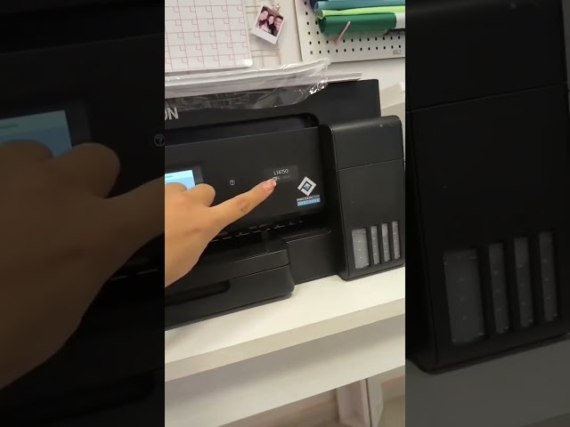 Vídeo relacionado con 100 hojas de film transparente PEMIUM - DIN A4 transparente - Para impresoras láser, fotocopiadoras - Film OHP extragrueso - Impresión y proyección de