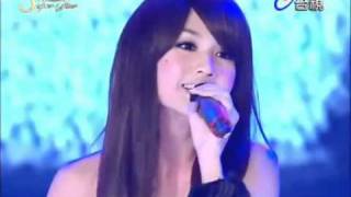 Rainie Yang [Yang Cheng Lin] - Live Performance 2010
