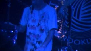 3 Umbrellas, Knitting Factory 12/02/2011