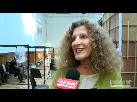 Nicole Farhi - S/S 2012 - Videofashion