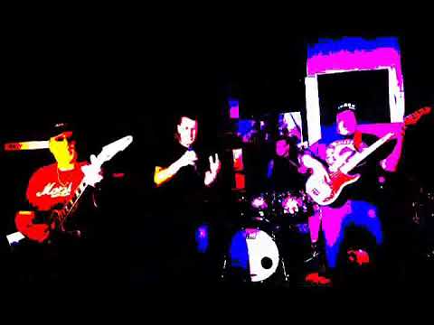 Battery Low - BATTERY LOW - Perníková chalúpka