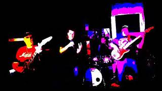 BATTERY LOW - Perníková chalúpka