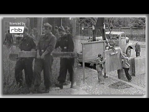 Bau der Berliner Mauer am Brandenburger Tor | DDR, 15.08.1961