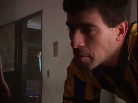 Escena Del Mascapito - OKUPAS (2000)