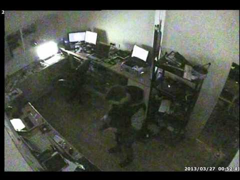 Heroin Addict Breaks into Shop