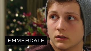 Emmerdale - Belle Offers To Have Sex With Lachlan For His Silence