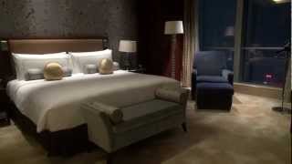 preview picture of video 'China luxury hotel suite in Beijing costing US$13,000 a night'