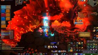 preview picture of video 'Stormwind City Guards Magmaw kill 25-05-2011'