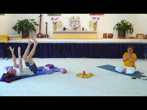 Yin Yogastunde zur Herzöffnung mit Nirmala - Live 16:15 Uhr 22.04.2020