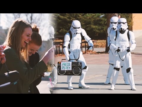 DANCING STORMTROOPER FLASH MOB!