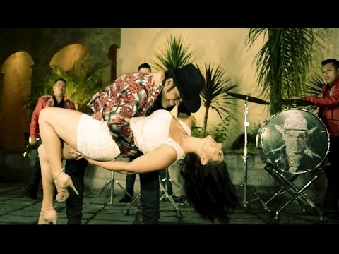 Mendiga Fea- Marco Flores y La Jerez