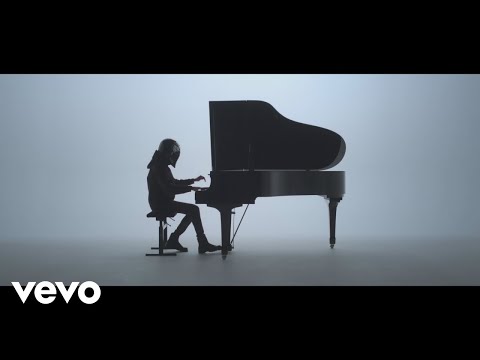 Piano Novel - Planet Unknown (Official Video)