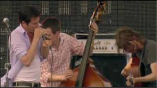 Old Crow Medicine - Mary&#39;s Kitchen (Coachella 2010).mov