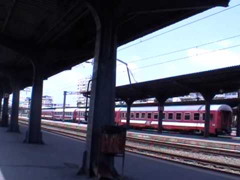 TREN REGIO plecand din Gara de Nord + sponsorul "neoficial"