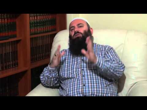 A mund të bashkohen gratë dhe burrat në xhami ashtu si bashkohen në luftë - Hoxhë Bekir Halimi