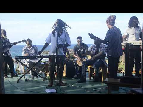 Ras Zacharri - Reggae Mantras Live @ Go Natural Jamaica