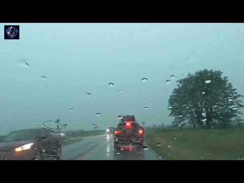 Lighting strikes jeep carrying a family of five on US highway in Kansas