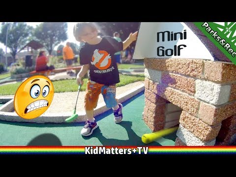 KIDS play MINI GOLF ADVENTURE with FAMILY. Miniature Golf Let's play for real! [KM+Parks&Rec S02E06]