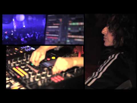 *FREQUENCIA WAREHOUSE HALLOWEEN* 2011 W/CALEGARI - MOUDABER & KIKA