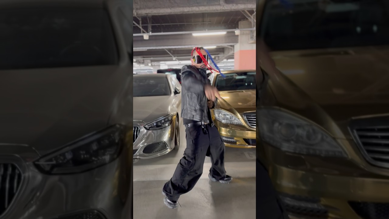 Yeのシルバーベンツ前でブチかますゴールドベンツ男【SHO-BABABABALENCIAGA】#Shorts