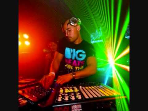 michael woods - bullet (MAnny bullets vocal)